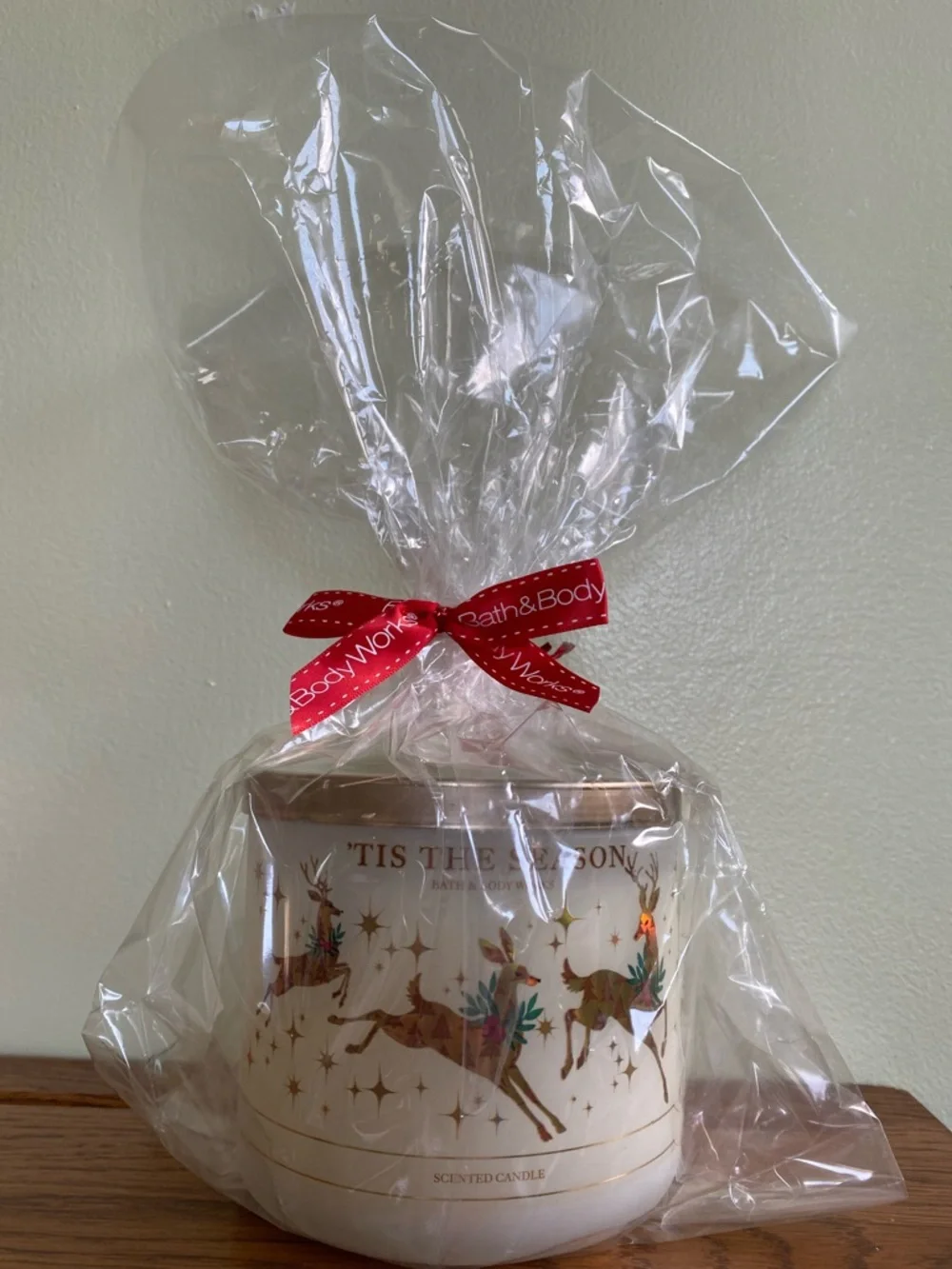 Bath & Body Works 'Tis The Season 3 wick Candle NWT - Picture 2 of 10